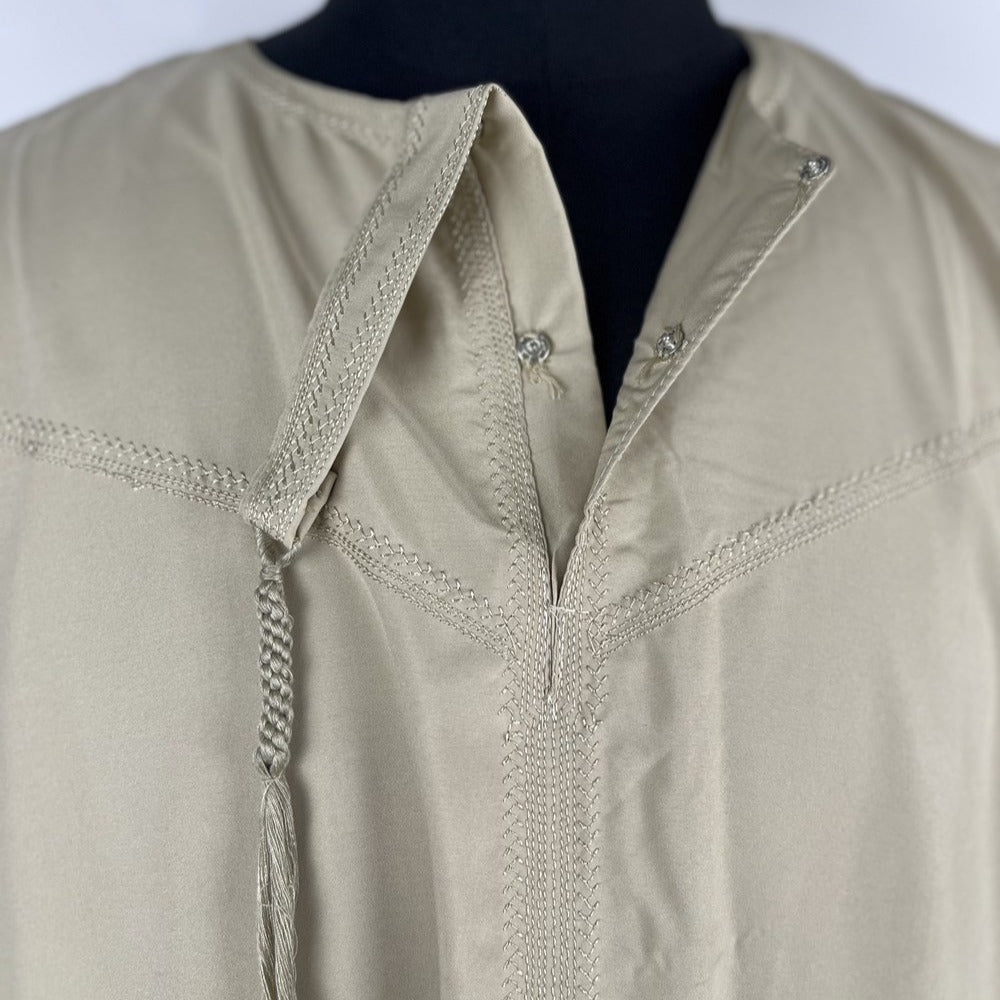 Qamis Noravia™ – Élégance Moderne pour Homme