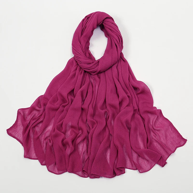 Hijab Froissé Noravia™ — Rayonne Légère et Élégante (Grande Taille)