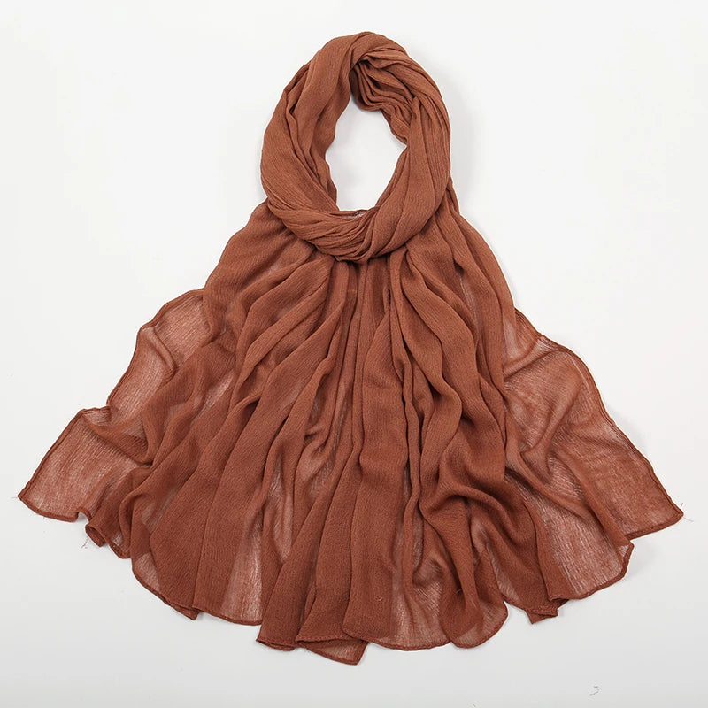 Hijab Froissé Noravia™ — Rayonne Légère et Élégante (Grande Taille)