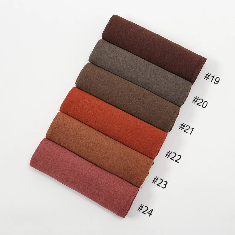 Hijab Froissé Noravia™ — Rayonne Légère et Élégante (Grande Taille)