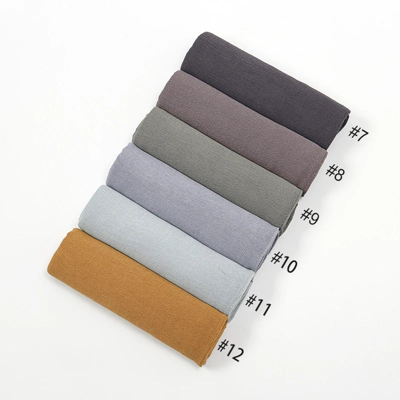 Hijab Froissé Noravia™ — Rayonne Légère et Élégante (Grande Taille)