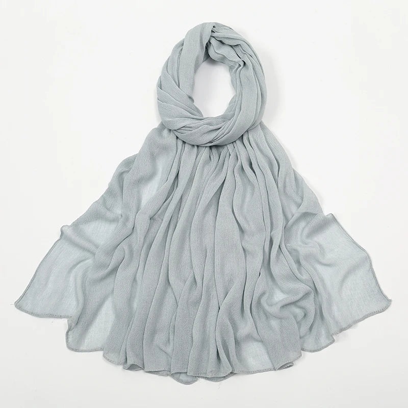 Hijab Froissé Noravia™ — Rayonne Légère et Élégante (Grande Taille)