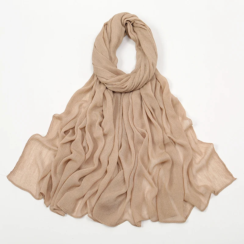 Hijab Froissé Noravia™ — Rayonne Légère et Élégante (Grande Taille)