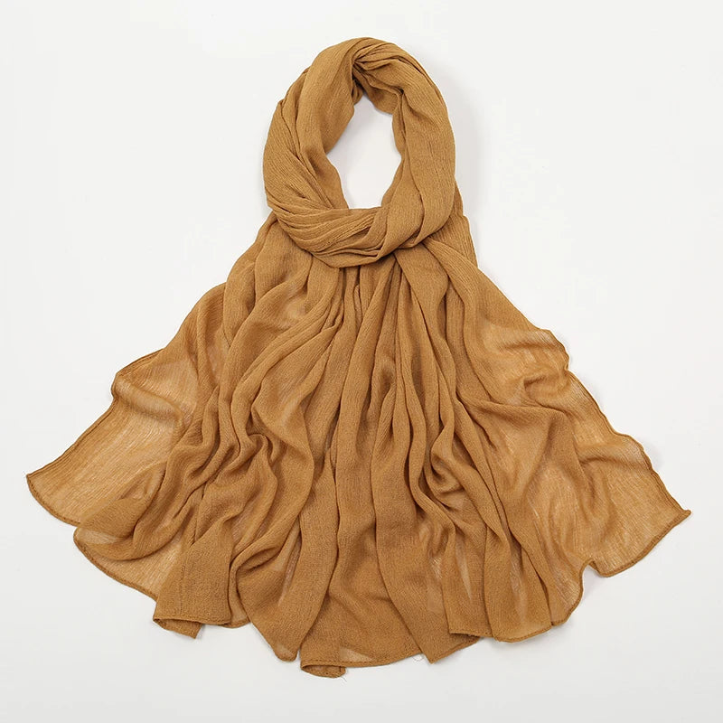 Hijab Froissé Noravia™ — Rayonne Légère et Élégante (Grande Taille)