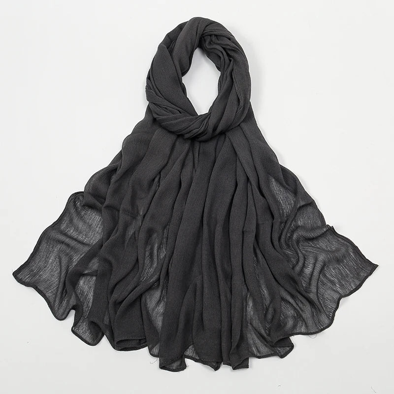 Hijab Froissé Noravia™ — Rayonne Légère et Élégante (Grande Taille)