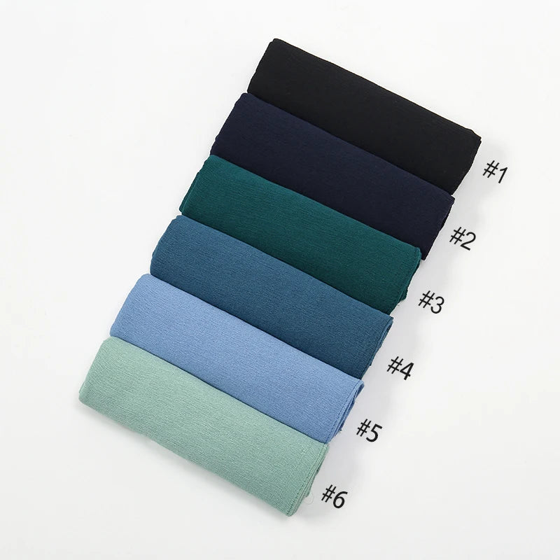 Hijab Froissé Noravia™ — Rayonne Légère et Élégante (Grande Taille)