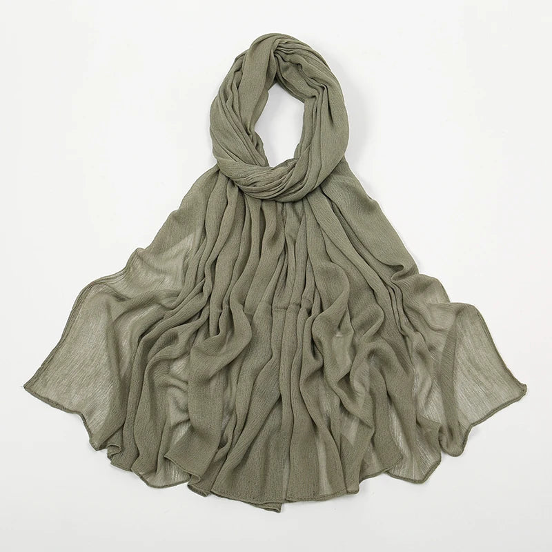 Hijab Froissé Noravia™ — Rayonne Légère et Élégante (Grande Taille)