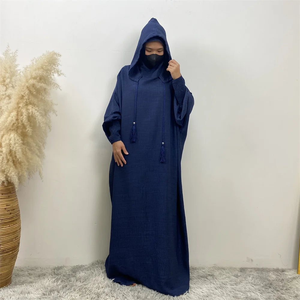 Robe Abaya Noravia – Élégance du Moyen-Orient à capuche