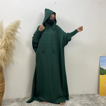 Robe Abaya Noravia – Élégance du Moyen-Orient à capuche
