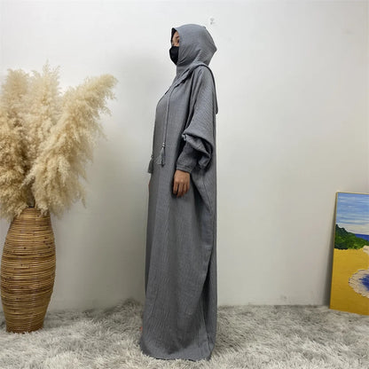 Robe Abaya Noravia – Élégance du Moyen-Orient à capuche