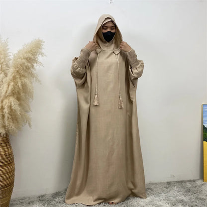 Robe Abaya Noravia – Élégance du Moyen-Orient à capuche