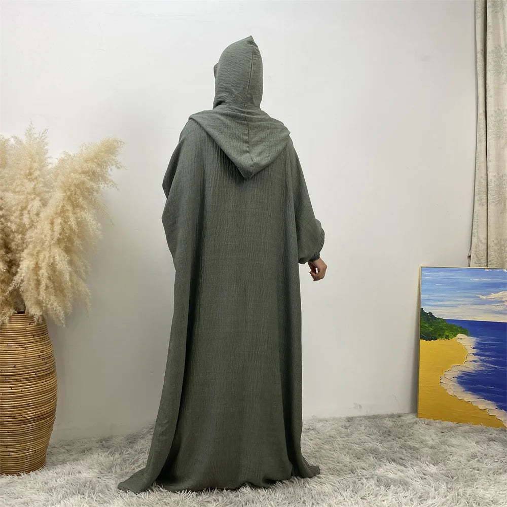 Robe Abaya Noravia – Élégance du Moyen-Orient à capuche