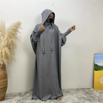 Robe Abaya Noravia – Élégance du Moyen-Orient à capuche