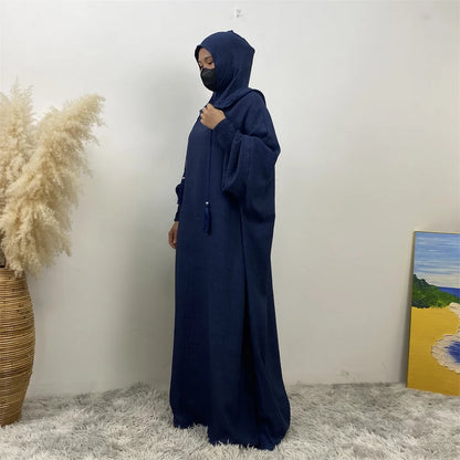Robe Abaya Noravia – Élégance du Moyen-Orient à capuche