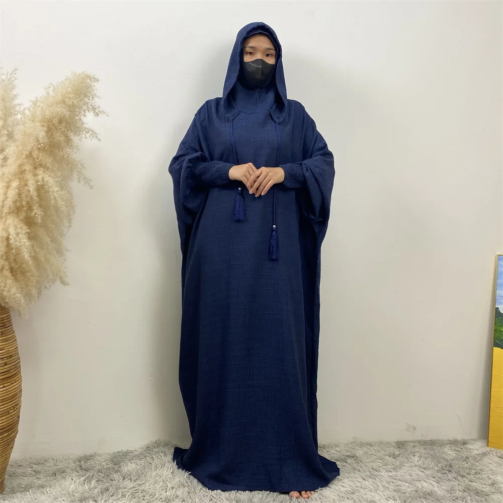 Robe Abaya Noravia – Élégance du Moyen-Orient à capuche