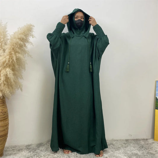 Robe Abaya Noravia – Élégance du Moyen-Orient à capuche